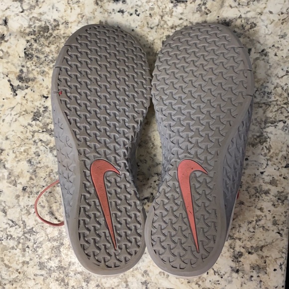 Women’s Nike Metcon 3 - Picture 5 of 6